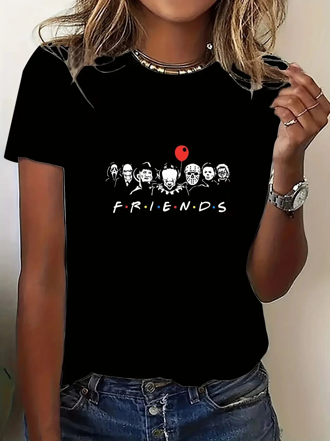 Camiseta Casual Estampada “Friends” – Corte Holgado.
